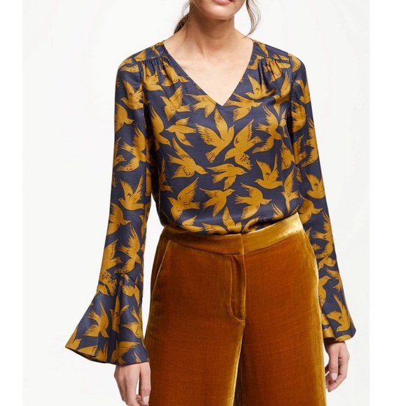 Boden Tops - BODEN Lucie Bell Sleeve Bird Print Navy Blouse